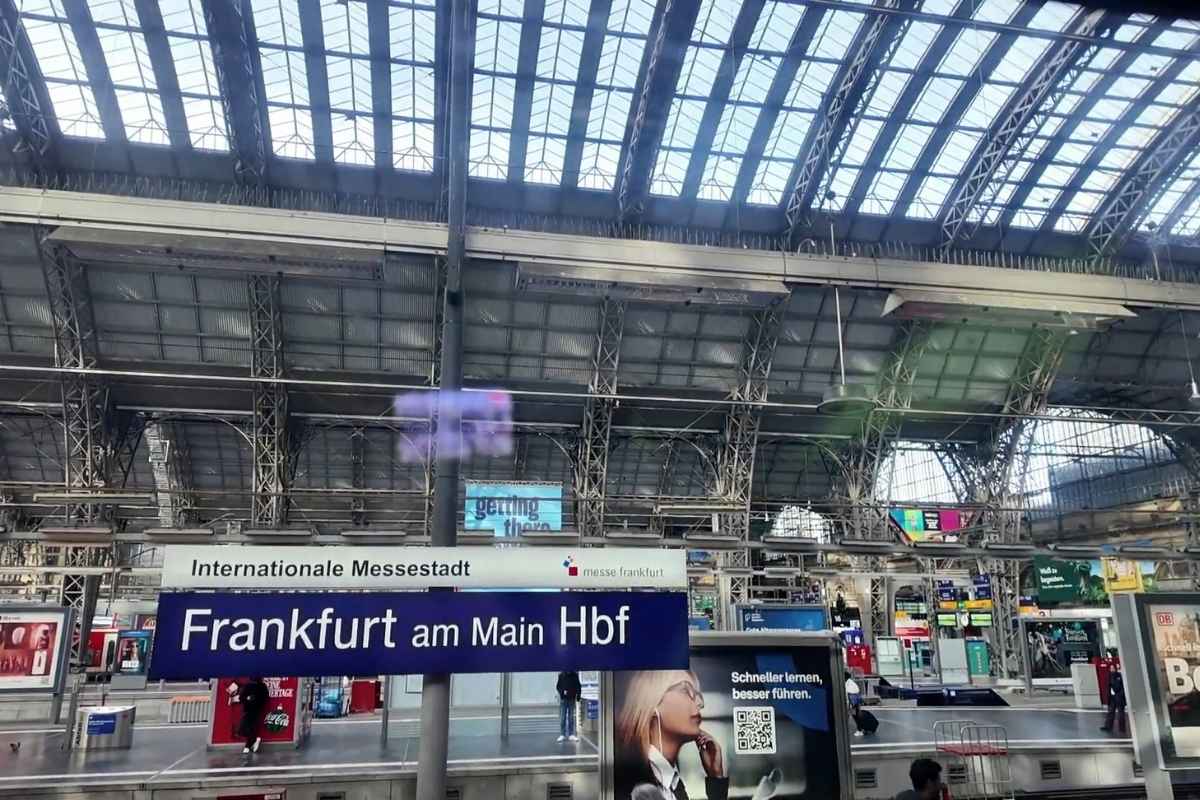 železnička stanica u frankfurtu