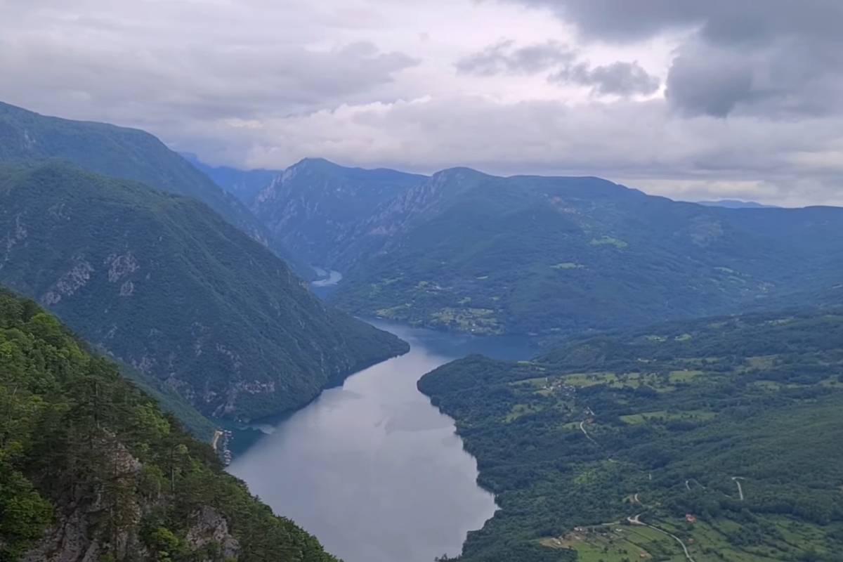 vidikovac na banjskoj steni